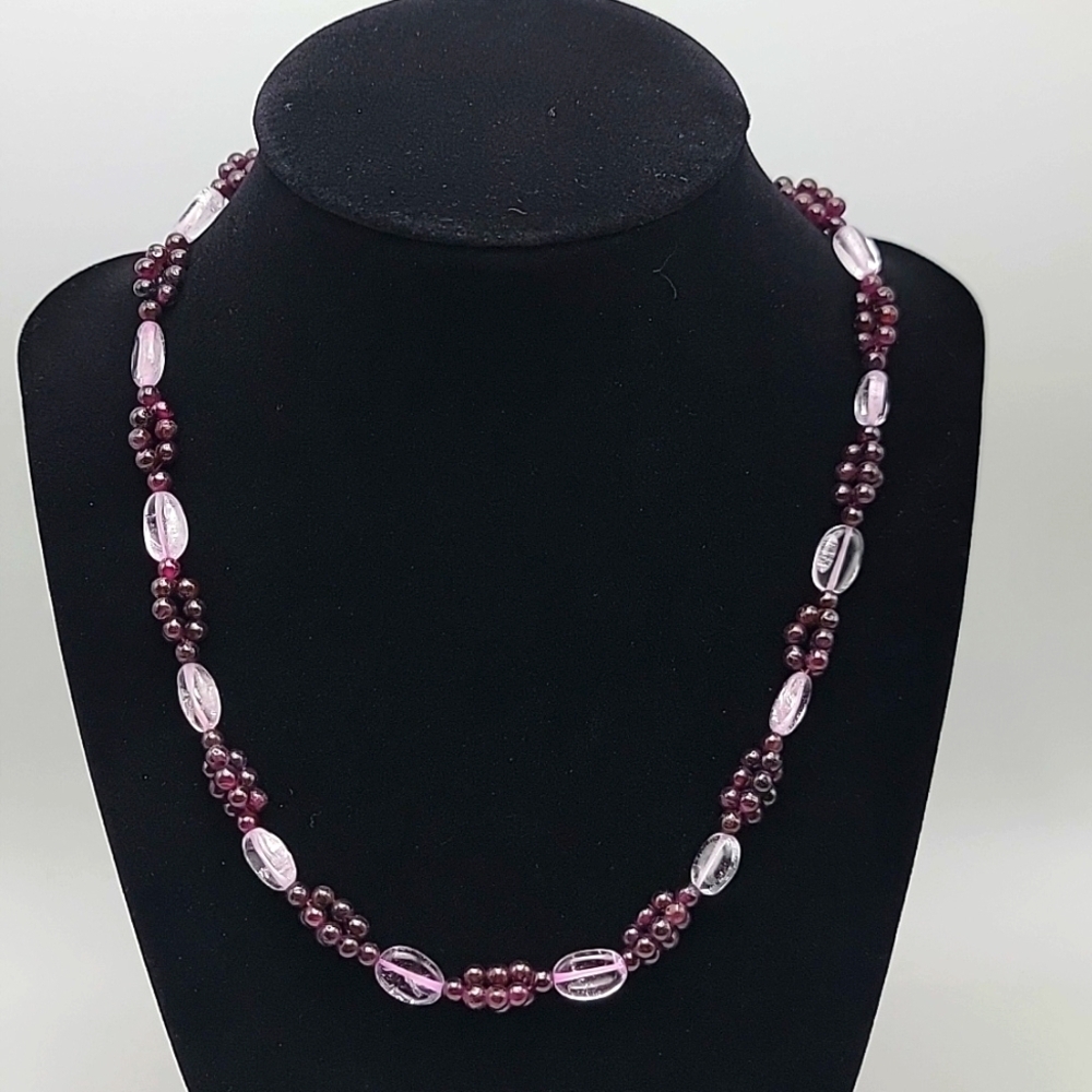 Red Garnet & White Clear Quartz 136 Cts Beaded Natural Gemstone 17" Necklace - Picture 4 of 8